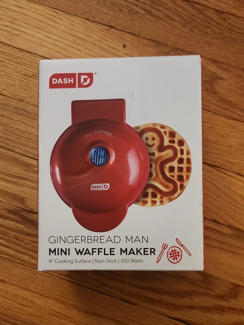 Dash Gingerbread Man Mini Waffle Maker Brand New